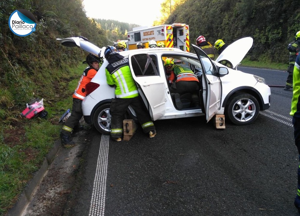 Precaución: Hielo sobre el camino causa accidentes en ruta Paillaco - Valdivia