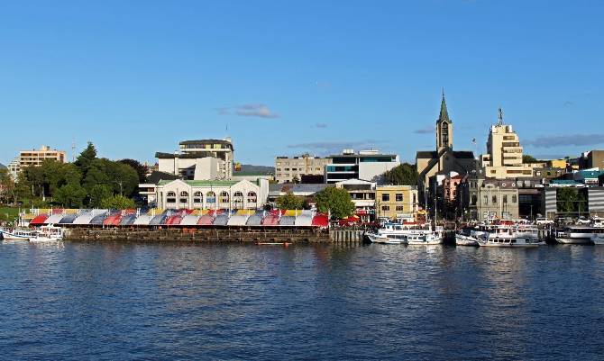 ​​Gobierno invita a empresarios de Valdivia y Corral a postular a innovador programa para mejorar la calidad en la atención de turistas