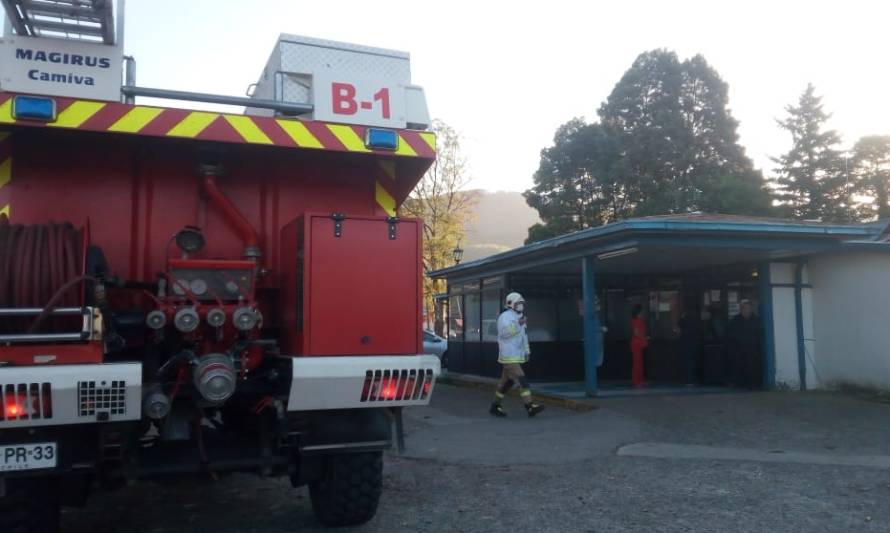 Alarma de bomberos por posible fuga de gas en el Hospital de Los Lagos