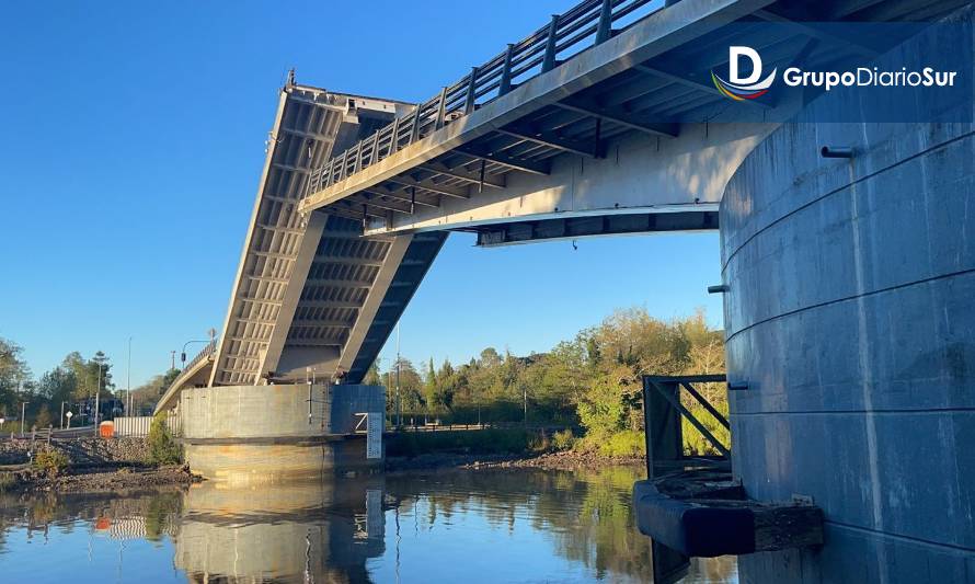 Este lunes se realiza alzamiento de tableros de Puente Cau Cau 