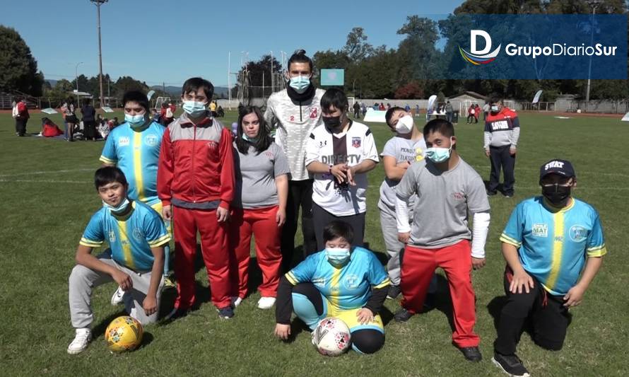 Paulo Garcés participó de actividad deportiva para conmemorar el Día del Síndrome de Down
