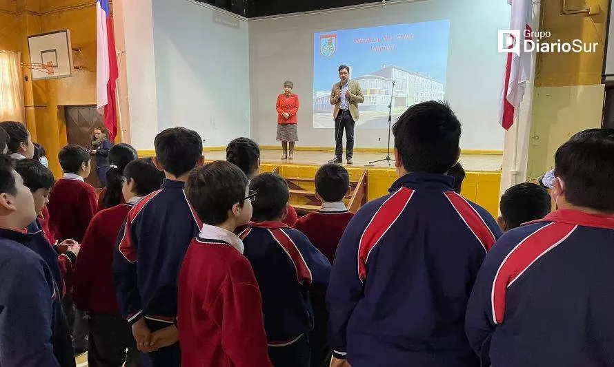 Miles de estudiantes de cuarto básico rinden Prueba Simce en Los Ríos