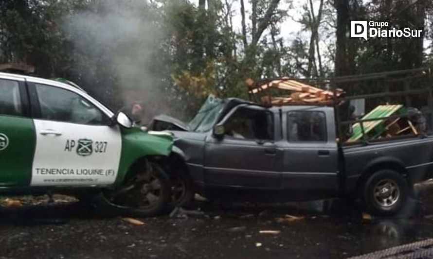 Carabinero sufrió lesiones graves tras colisión frontal en Panguipulli