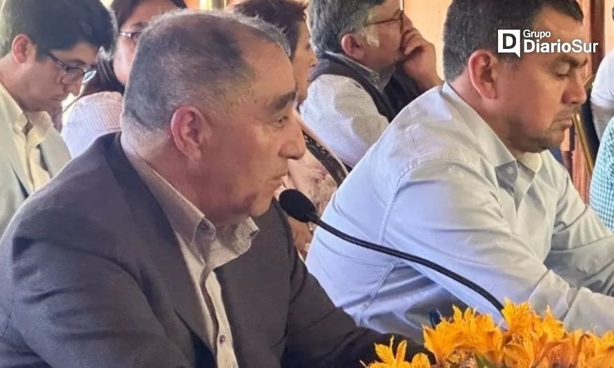 Alcalde de Corral se muestra preocupado por problemas en APR de La Aguada