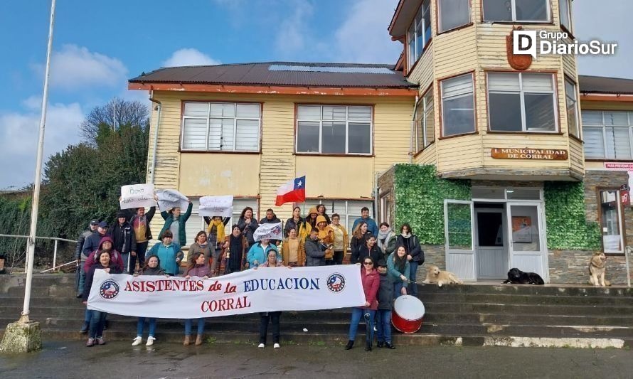 Asistentes de la Educación de Corral se unieron a paro nacional