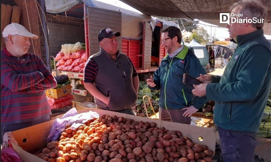 SAG fiscaliza transporte y comercio de papa en Los Ríos