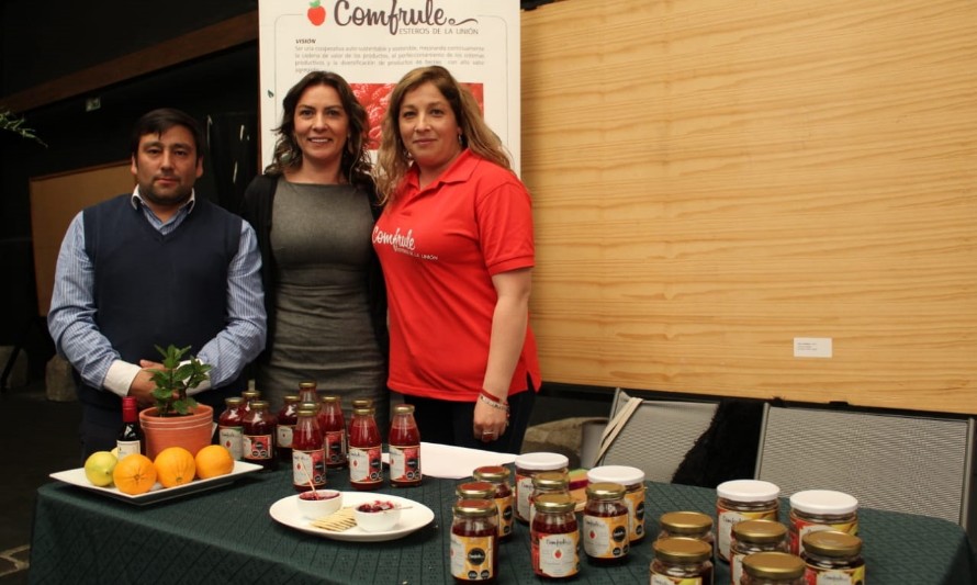 Ya comenzó la Feria de Mujeres Emprendedoras en Valdivia